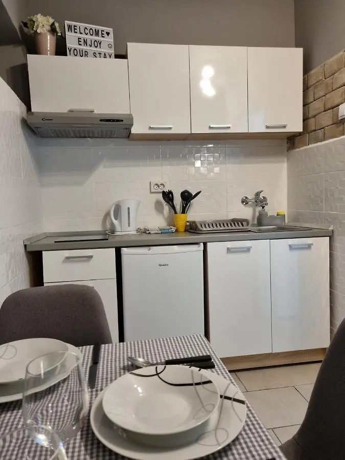 Apartment Tea Rijeka 0*,  Croaţia